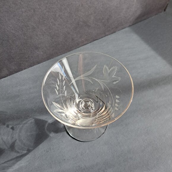 Morgantown Etched Crystal Low Sherbet Glass 4" Vintage Laurel Wreath Cut Stem - Picture 4 of 16